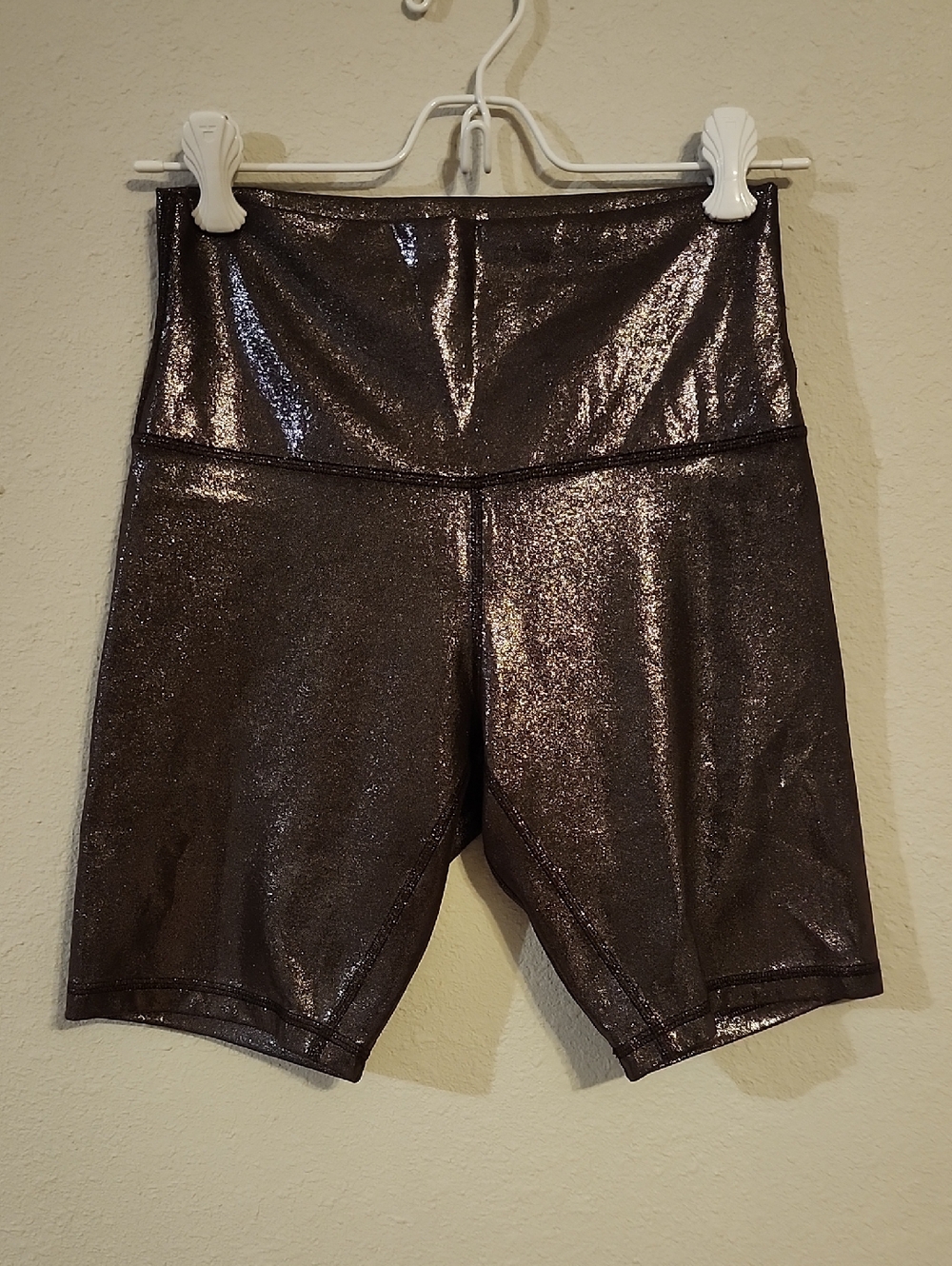 lululemon athletica Metallic Brown High-Waist Bike Shorts. Sz 6